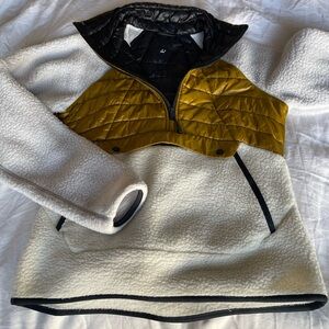 Mountain hardware pullover xs Women's Two-Tone Quilted puffer gorpcore